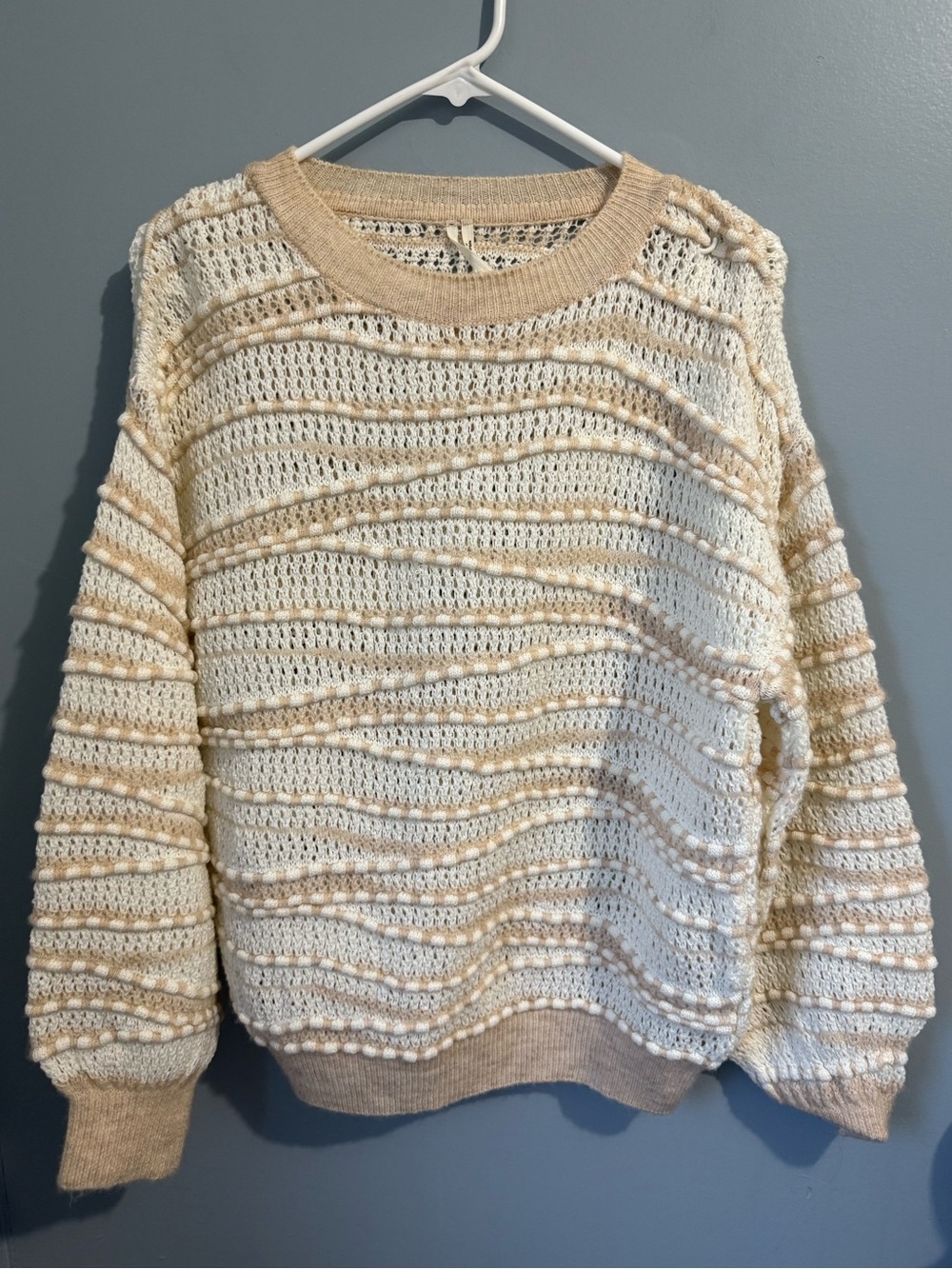 Anthropologie Cream & Beige Sweater Size Small
